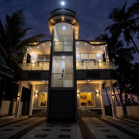 Reunion Ocean Manor - Beach House Udupi Bagian luar foto