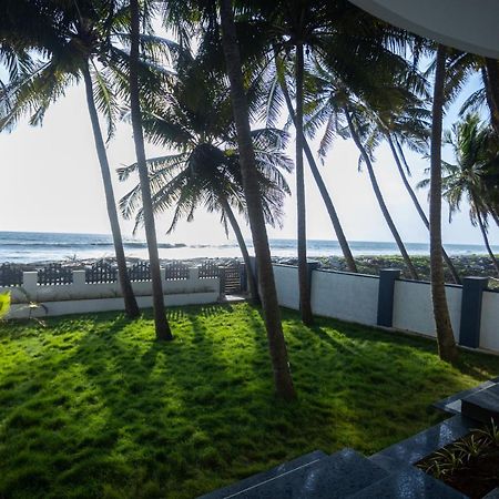 Reunion Ocean Manor - Beach House Udupi Bagian luar foto