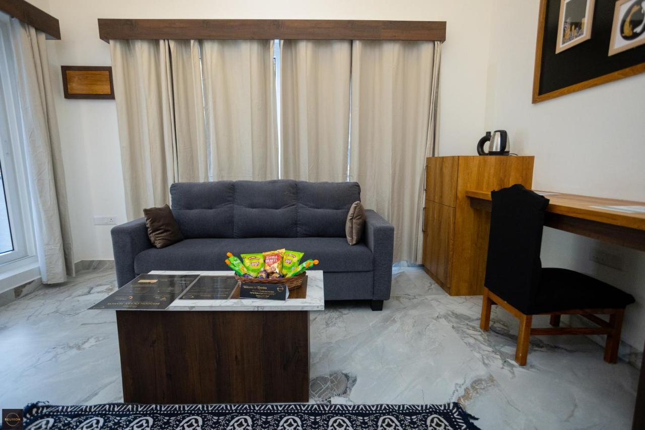 Reunion Ocean Manor - Beach House Udupi Bagian luar foto