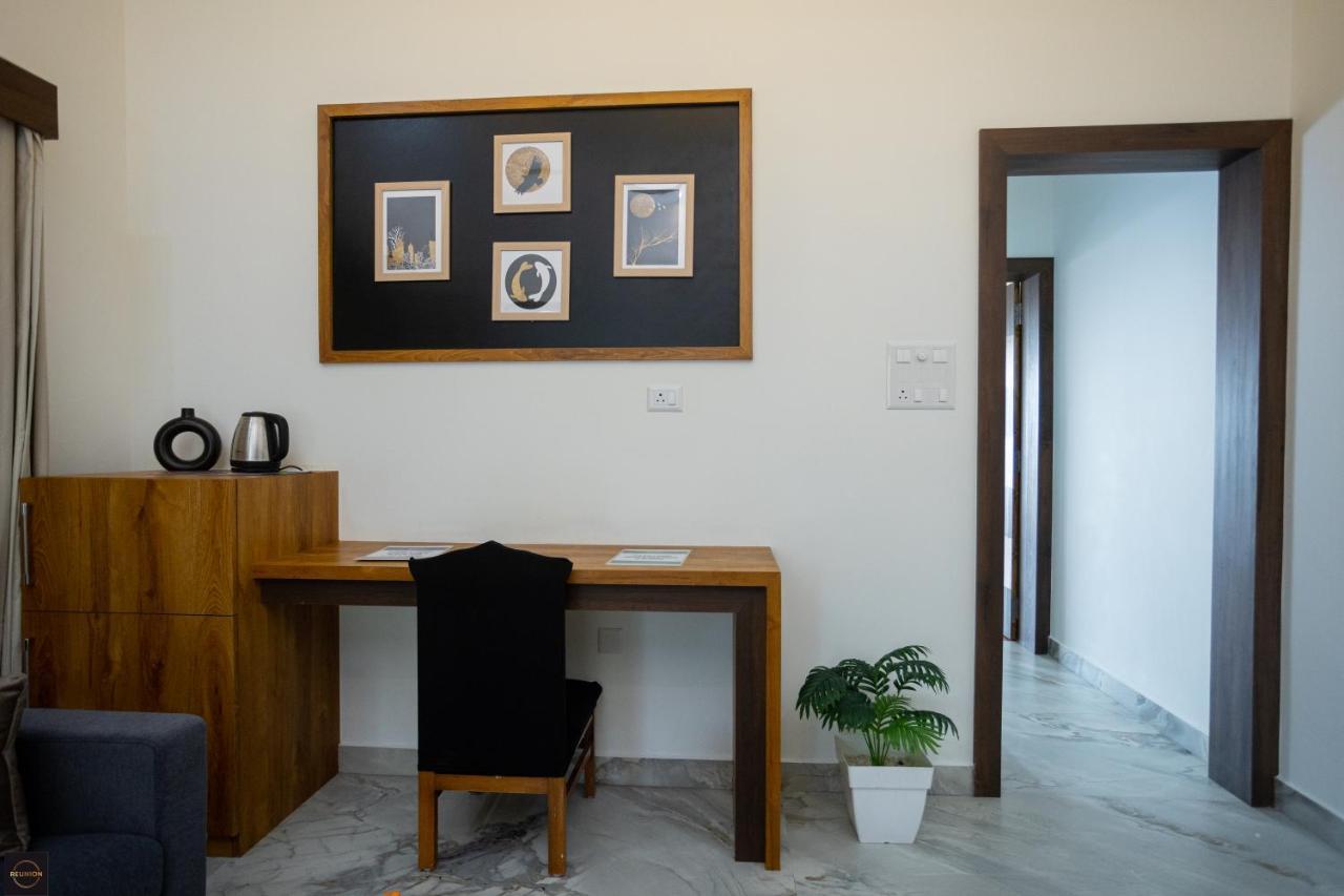 Reunion Ocean Manor - Beach House Udupi Bagian luar foto