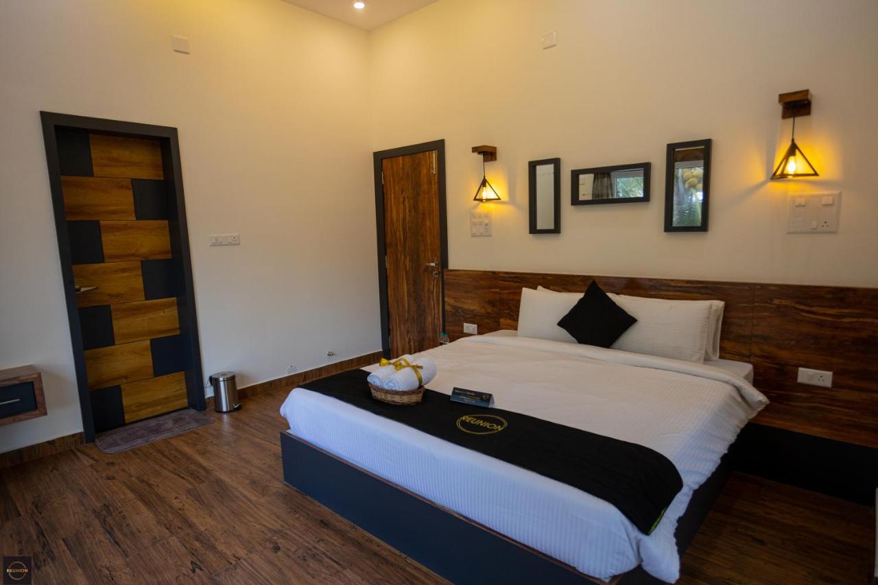 Reunion Ocean Manor - Beach House Udupi Bagian luar foto