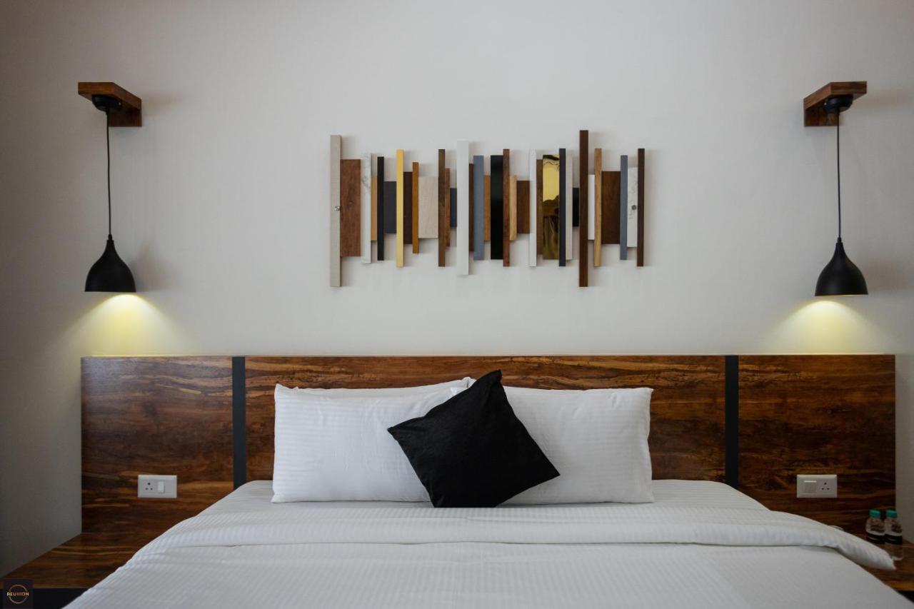 Reunion Ocean Manor - Beach House Udupi Bagian luar foto