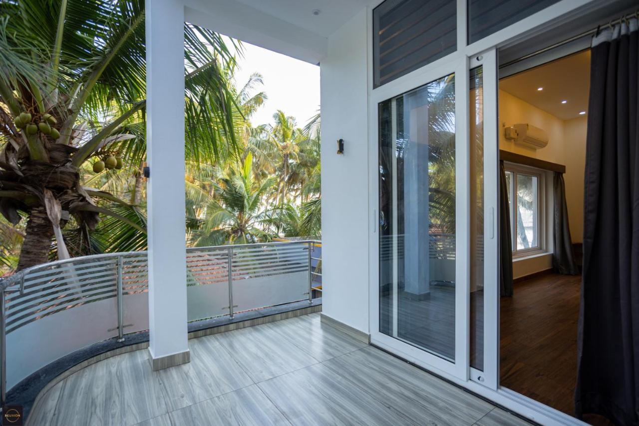 Reunion Ocean Manor - Beach House Udupi Bagian luar foto