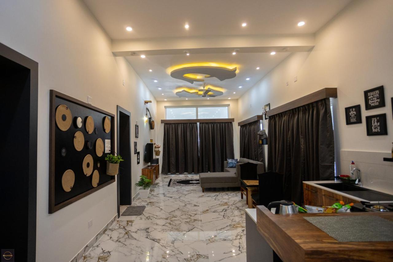 Reunion Ocean Manor - Beach House Udupi Bagian luar foto