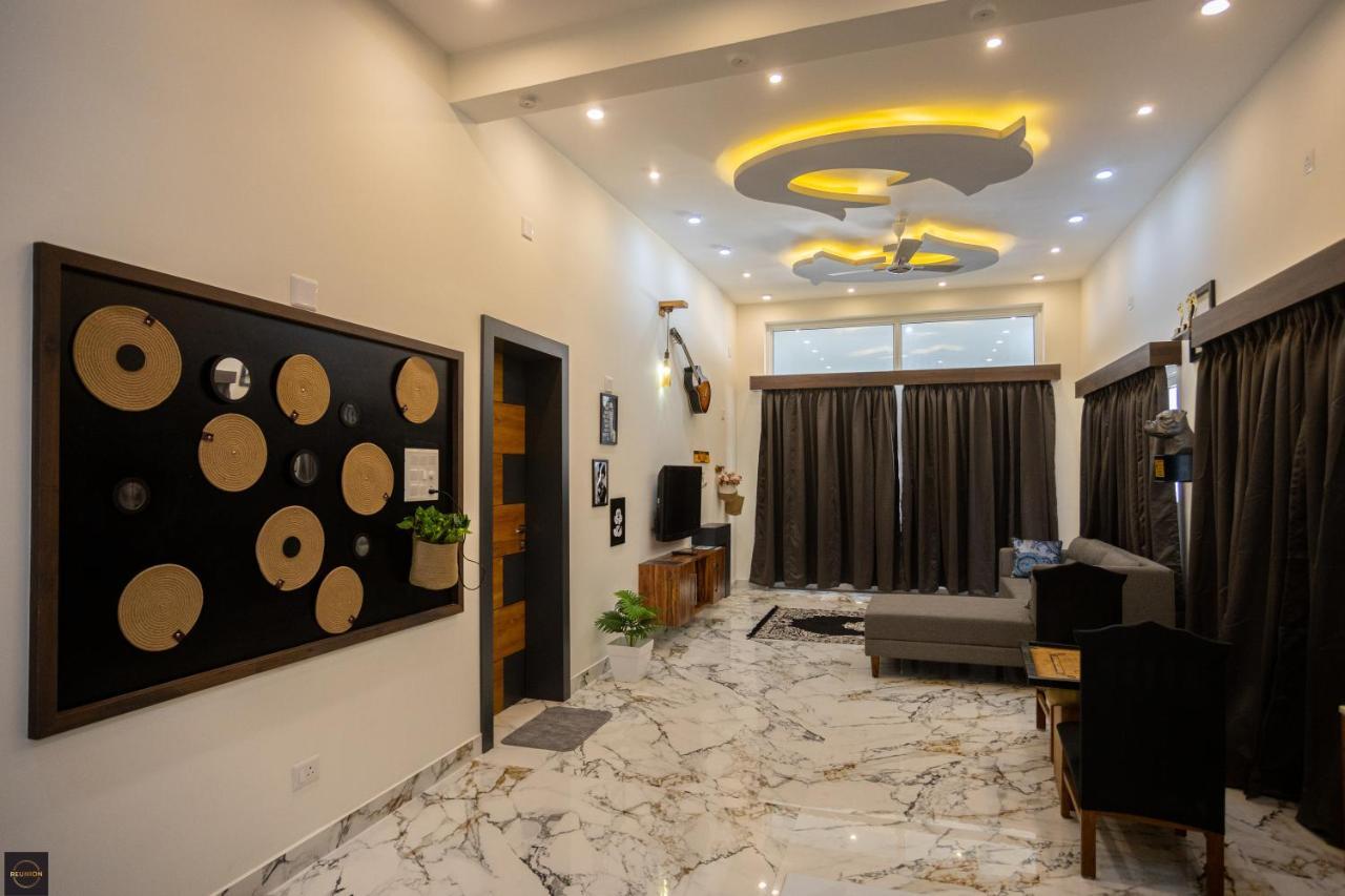 Reunion Ocean Manor - Beach House Udupi Bagian luar foto