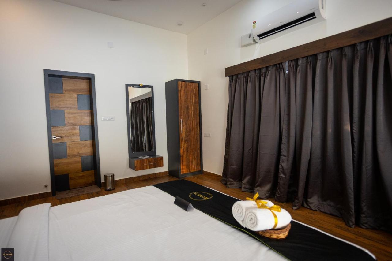 Reunion Ocean Manor - Beach House Udupi Bagian luar foto
