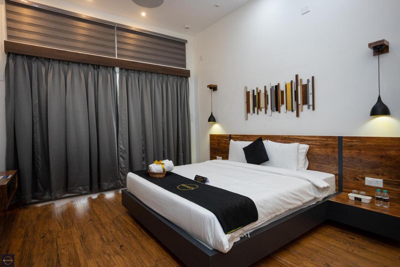 Reunion Ocean Manor - Beach House Udupi Bagian luar foto